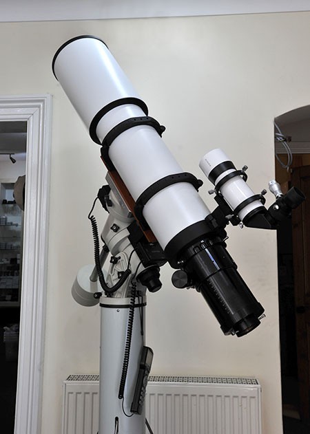 Astronomy Alive - CFF Telescopes Premier 132mm f6.9 Oil Spaced Triplet Apochromatic Refractor