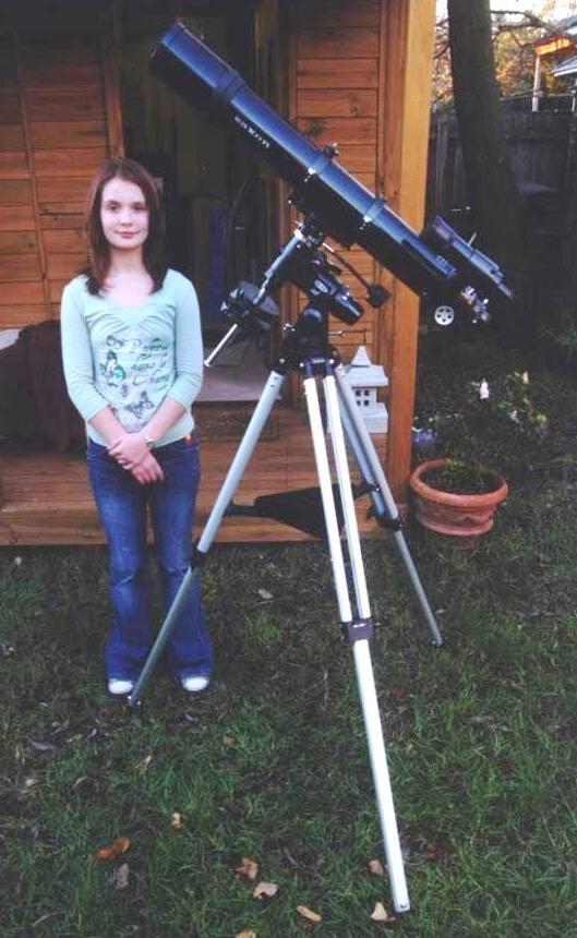Astronomy Alive - Saxon 1021 EQ3 102mm Refractor Telescope
