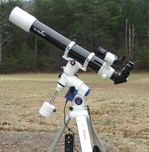Astronomy Alive - Skywatcher Black Diamond ED100 100mm Extra Dispersion Glass Refractor Telescope